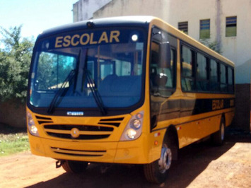 São Miguel do Tapuio foi contemplado com novo ônibus escolar