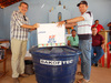 Prefeito Lincoln Matos entrega kits de irrigação para agricultores