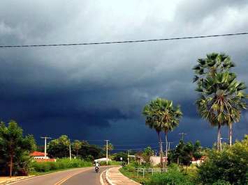 Municípios do estado do Piauí estão sob risco de raios e chuvas intensas