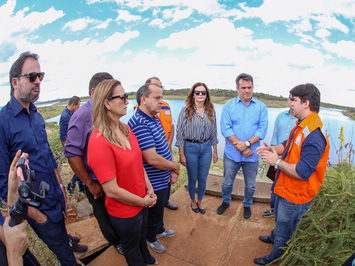 Ciro visita barragens que destinou mais de R$ 40 milhões no Piauí