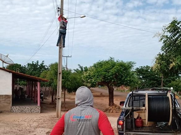 Provedor COMPUNET instala rede de fibra óptica na zona rural do município