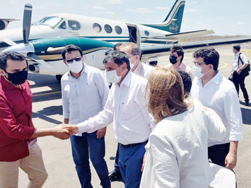 Governador inaugura PI 322 em Buriti dos Montes, mas chega pelo estado do Ceará