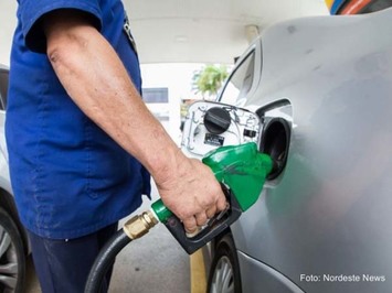 Preço da gasolina deve subir com novo ICMS
