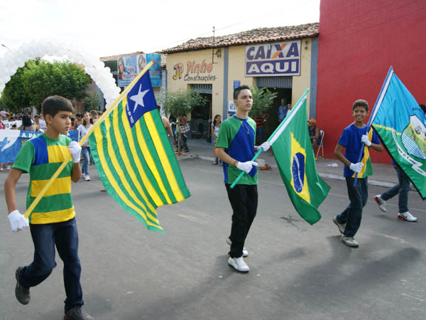 Educandário no desfile de 7 de setembro Full educand rio no desfile de 7 de setembro2