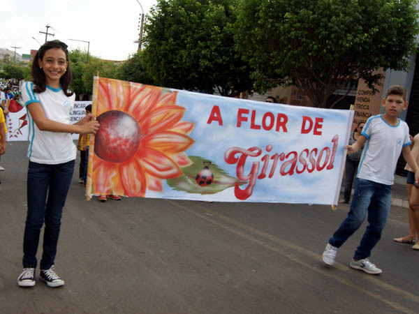 Educandário no desfile de 7 de setembro Full educand rio no desfile de 7 de setembro7