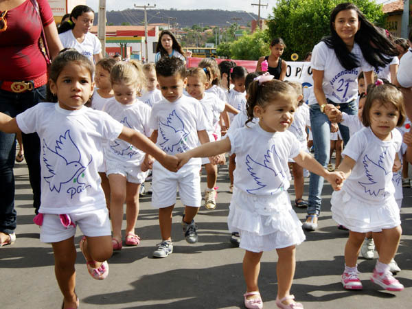 Educandário no desfile de 7 de setembro Full educand rio no desfile de 7 de setembro15