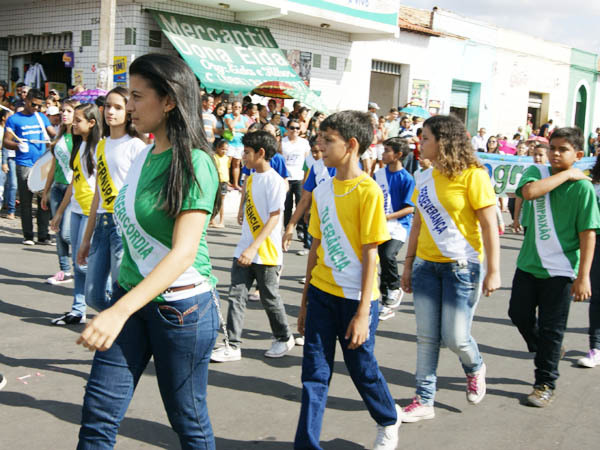 Educandário no desfile de 7 de setembro Full educand rio no desfile de 7 de setembro24