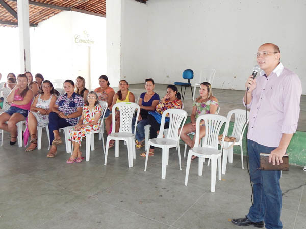 Full caf  da manh  das m es do educand rio6