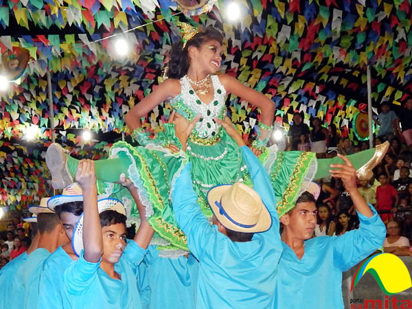 Full 12   rainha da quadrilha luar do sert o jo o  cnec 1