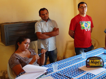 Renegociação das dívidas dos agricultores é discutida em reunião