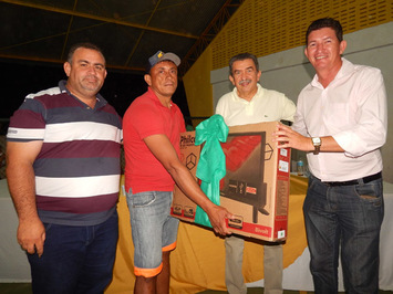 Prefeitura realiza mega festa em Homenagem ao Dia dos Pais