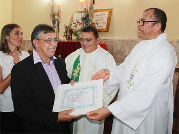 Vereador é homenageado pela paroquia de São Miguel Arcanjo
