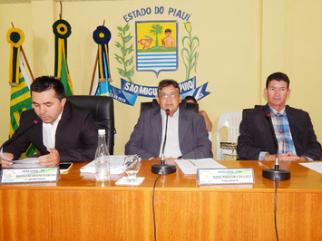 Câmara de Vereadores de São Miguel do Tapuio realiza Sessão Ordinária
