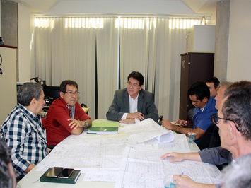 Prefeito de SMT participa de reunião para discutir conflitos territoriais