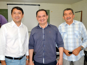Prefeito participa de reunião da Comissão Intergestores Regional