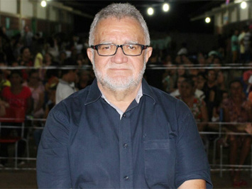Prefeitura de Juazeiro consegue liminar para não demitir professores