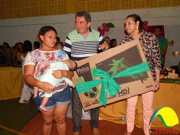 Prefeitura promove mega festa em comemoração ao Dia das Mães