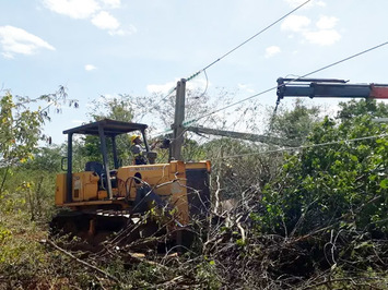 Acidente envolvendo trator causa apagão em dez cidades do Piauí