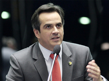 Atuação de Ciro garante ambulâncias para 163 municípios