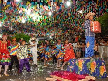Prefeitura de São Miguel do Tapuio abre oficialmente os festejos junino