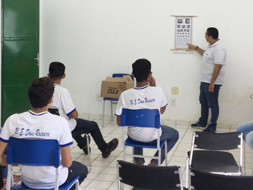 Prefeitura de SMT contempla alunos com consultas oftalmológicas