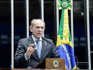 Senador Marcelo Castro, apresenta PEC que propõe  divisão de royalties