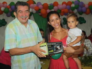 Prefeitura de SMT realiza mega festa em homenagem ao Dia das Mães