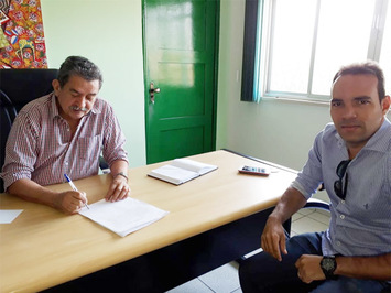 Prefeito Lincoln Matos assina Ordem de Serviço para pavimentação de ruas