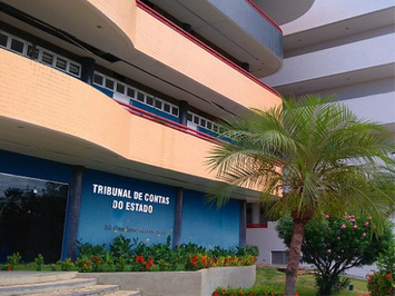 TCE notifica órgãos para que regularizem informações sobre licitações e contratos