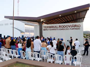 Prefeito de SMT entrega Terminal Rodoviário Marly Evaristo Cardoso Furtado