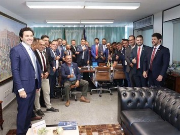 Prefeito de São M. do Tapuio participa de reunião em Brasília para tratar de pautas municipalistas