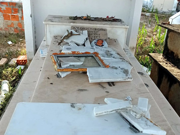 Atos de vandalismo atinge cemitério da Saudade em São Miguel do Tapuio