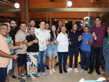 Deputados Júlio César e Ziza Carvalho visitam São Miguel do Tapuio no primeiro dia de Carnaval